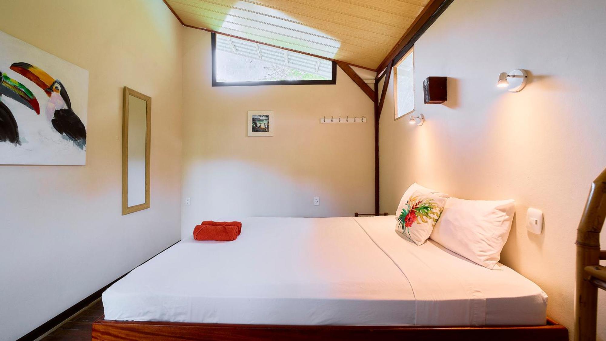 Cabinas Montesol Puerto Viejo de Talamanca Eksteriør bilde