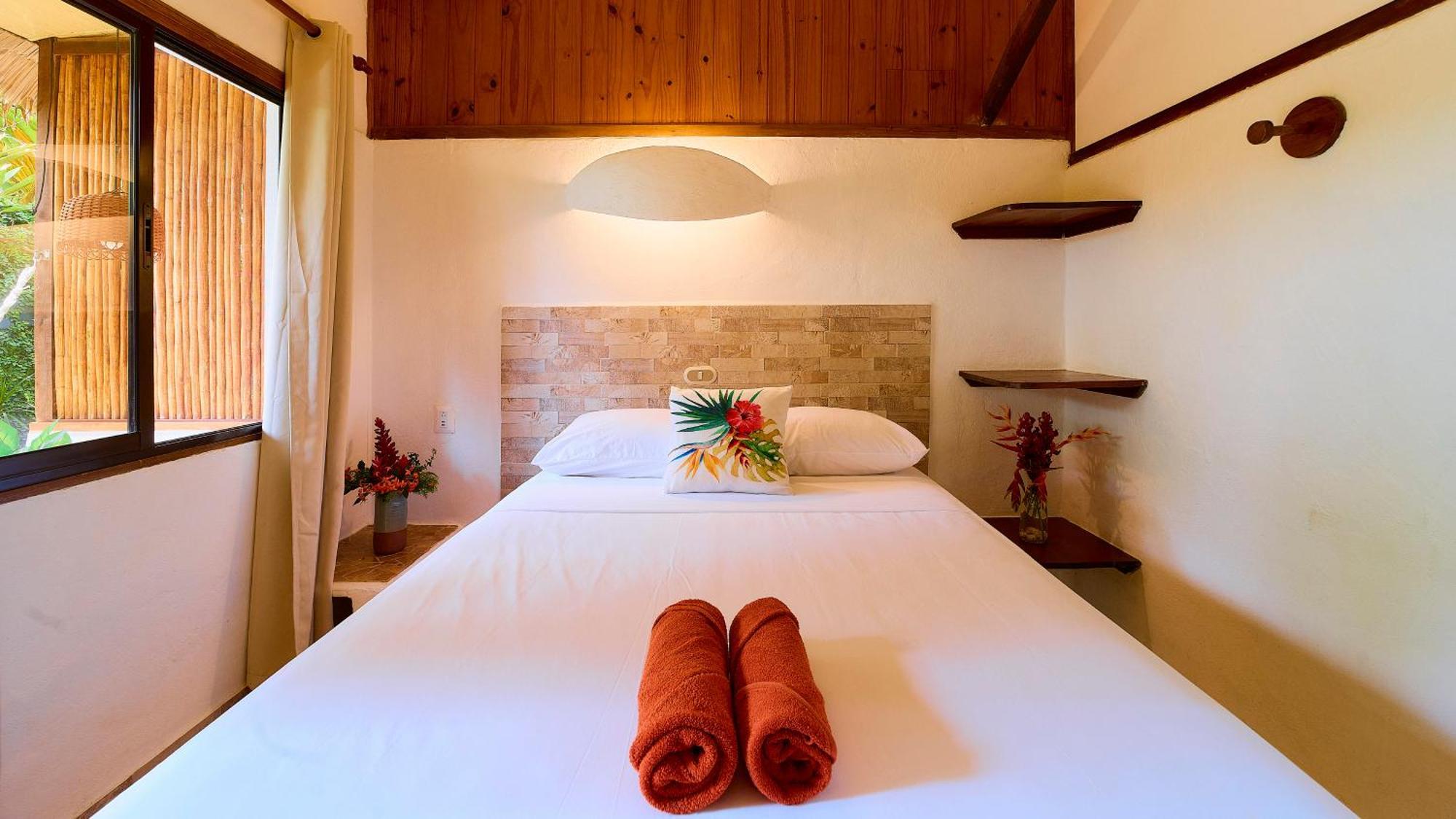 Cabinas Montesol Puerto Viejo de Talamanca Eksteriør bilde