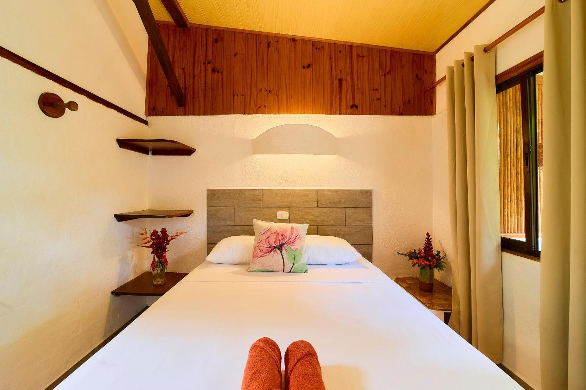 Cabinas Montesol Puerto Viejo de Talamanca Eksteriør bilde