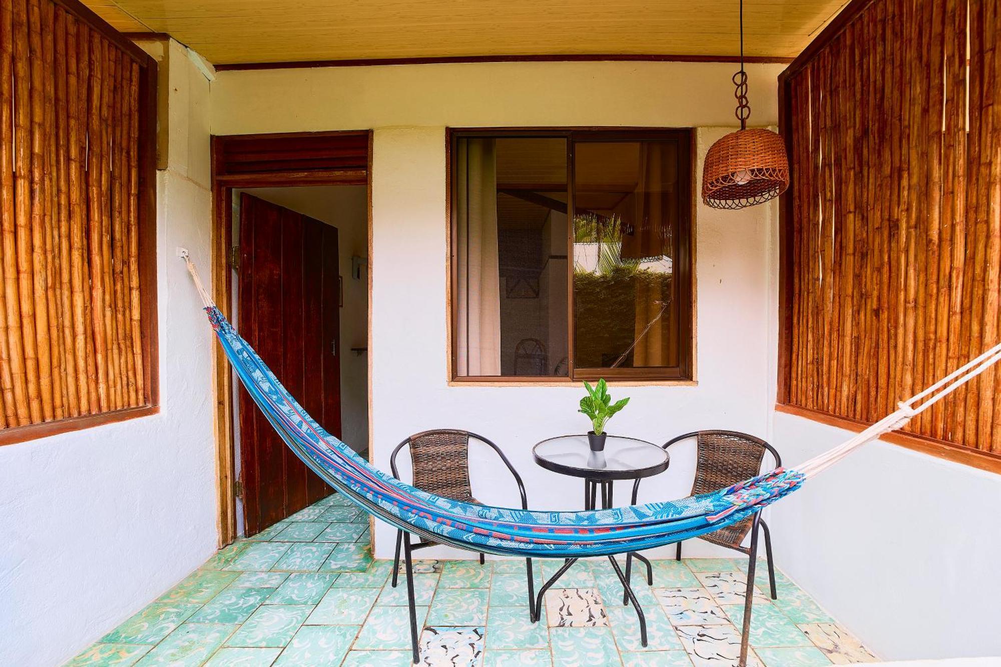 Cabinas Montesol Puerto Viejo de Talamanca Eksteriør bilde