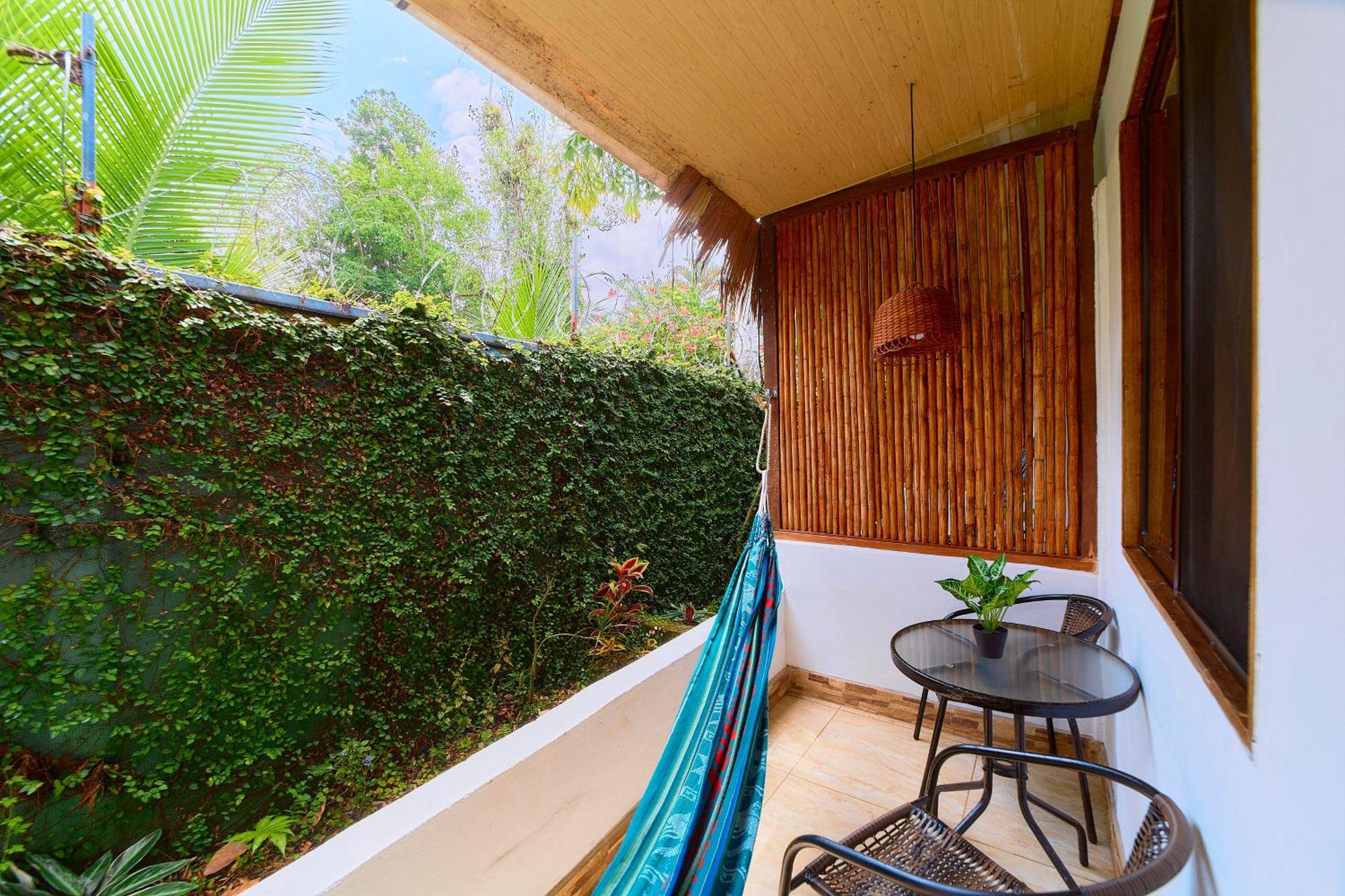 Cabinas Montesol Puerto Viejo de Talamanca Eksteriør bilde